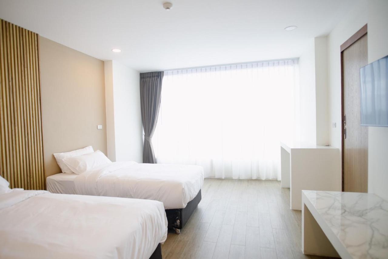 Hotel Agnes ブリーラム エクステリア 写真