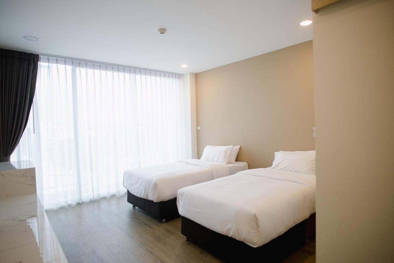 Hotel Agnes ブリーラム エクステリア 写真