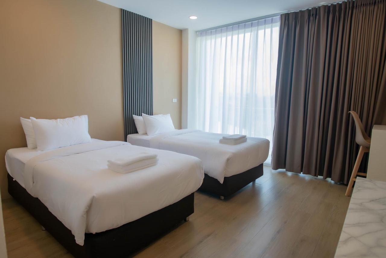 Hotel Agnes ブリーラム エクステリア 写真